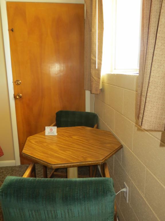 Capri Motel Scottsbluff Bagian luar foto