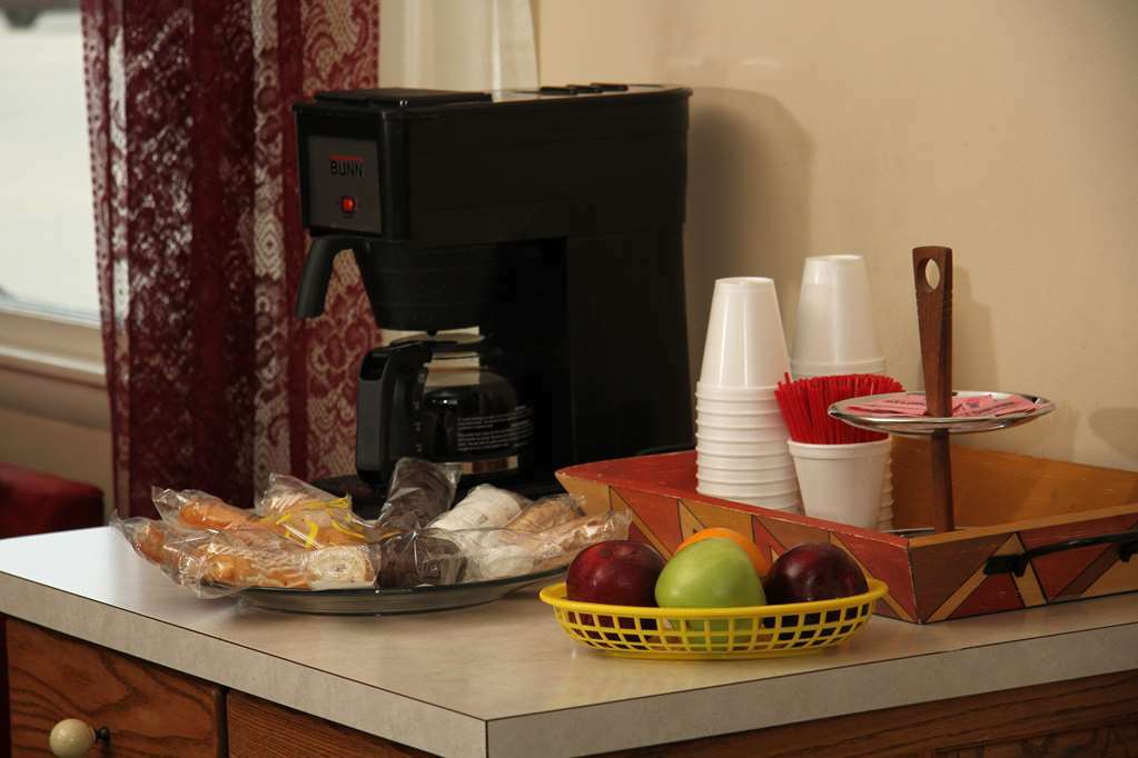 Capri Motel Scottsbluff Restoran foto